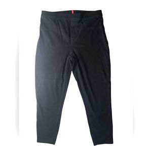 Women's Spanx black leggings size XL Petite pants. Skinny leg black pants.